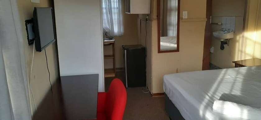 Imagen general del Hotel Run N' Fire Garden Court. Foto 10