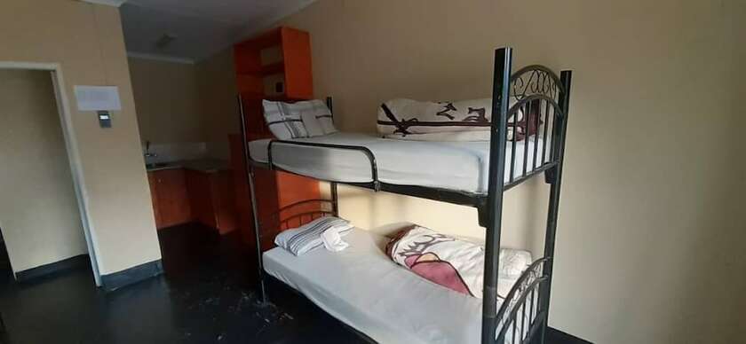 Imagen de la habitación del Hotel Run N' Fire Garden Court. Foto 20