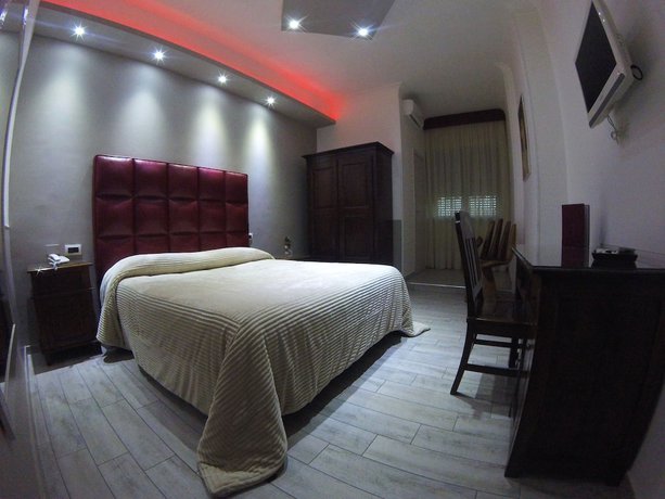 Imagen de la habitación del Hotel Runa. Foto 12