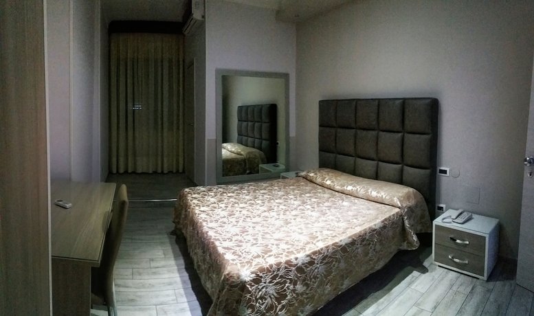 Imagen de la habitación del Hotel Runa. Foto 13