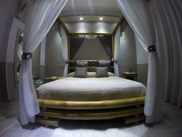 Imagen de la habitación del Hotel Runa. Foto 14