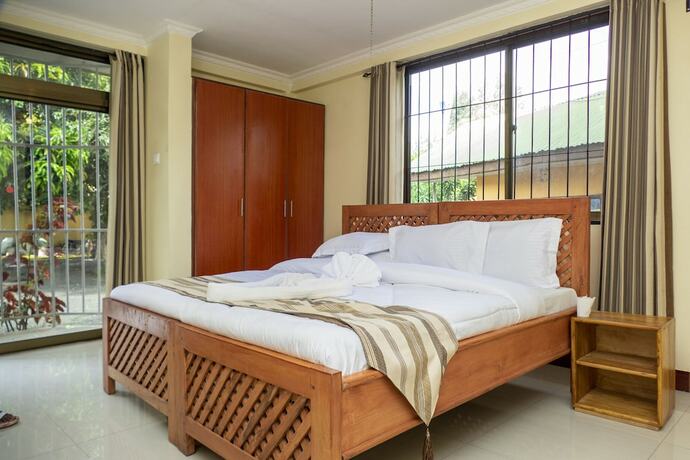 Imagen de la habitación del Hotel Runako lodge, ARUSHA. Foto 16