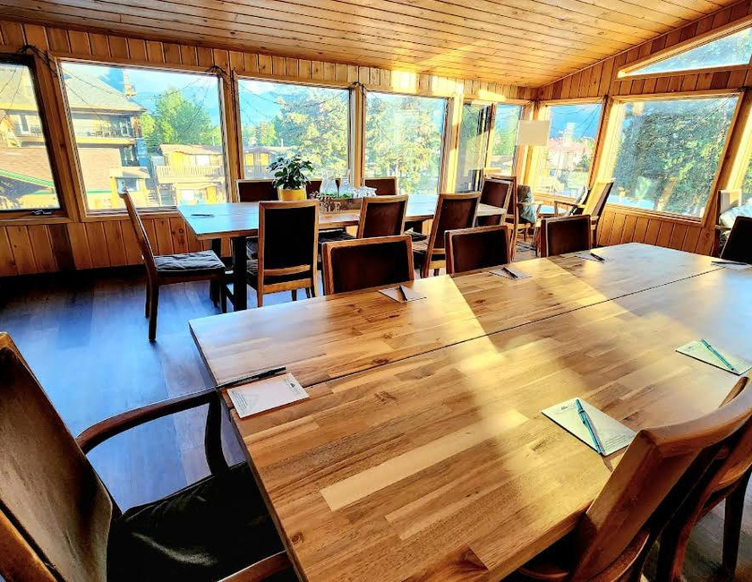 Imagen general del Hotel Rundle Mountain Lodge. Foto 9