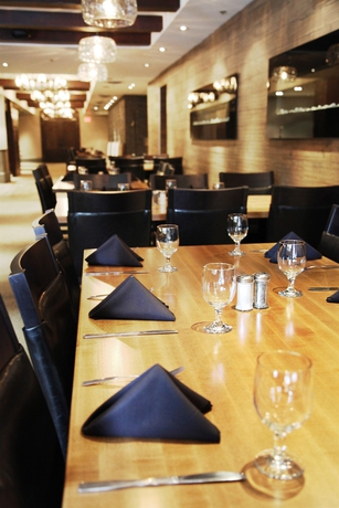 Imagen del bar/restaurante del Hotel Rundlestone Lodge. Foto 4