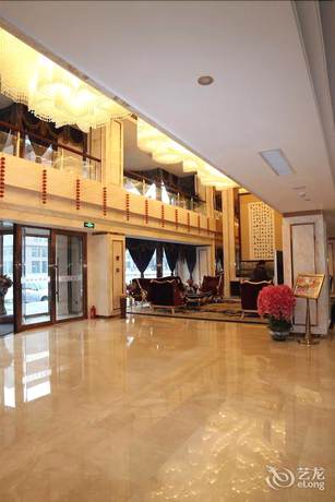 Imagen de los interiores del Hotel Runzeng Hotel. Foto 12