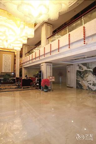 Imagen de los interiores del Hotel Runzeng Hotel. Foto 13