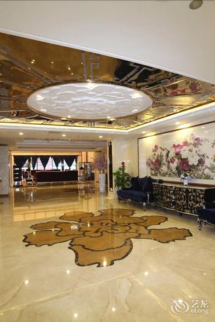 Imagen de los interiores del Hotel Runzeng Hotel. Foto 17