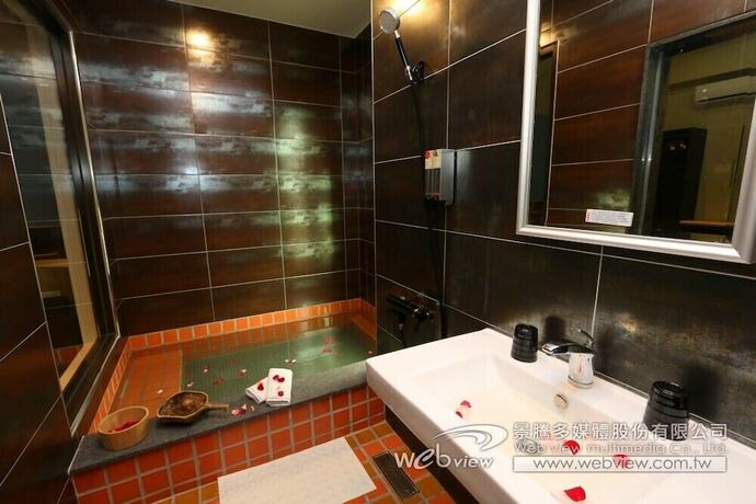 Imagen de la habitación del Hotel Ruo Shui Hotspring. Foto 28