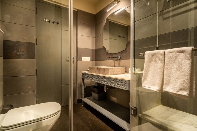 Imagen general del Hotel Rupal Residency. Foto 11