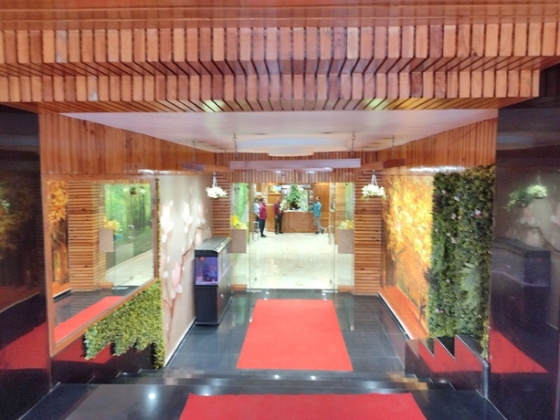 Imagen de los interiores del Hotel Rupam Tower. Foto 9