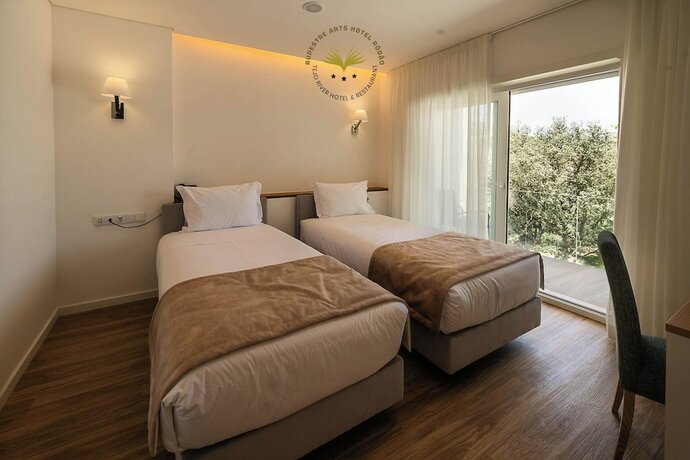 Imagen de la habitación del Hotel Rupestre Arts Ródão. Foto 17