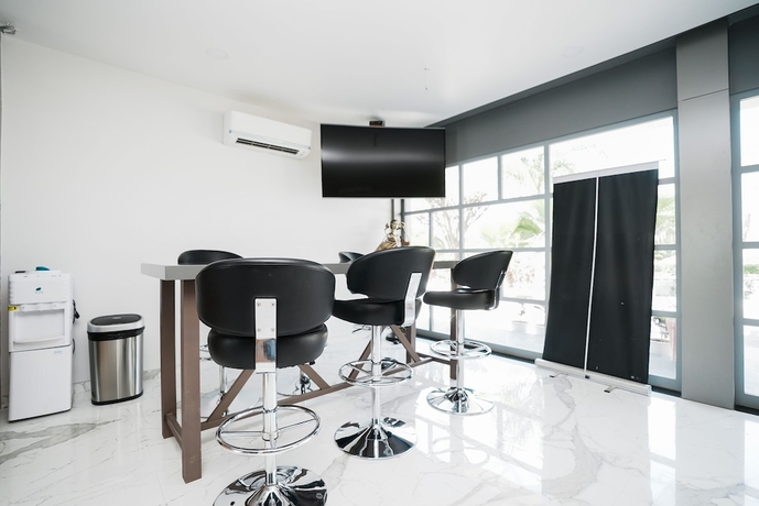 Imagen de los interiores del Hotel Rupis Resort. Foto 19