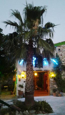 Imagen general del Hotel Rural ALOJAMIENTO RURAL LA CASERIA DE PIEDRA RESTAURANTE. Foto 8