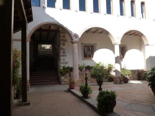 Imagen general del Hotel Rural Abadia De Yuste. Foto 2