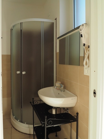Imagen de la habitación del Hotel Rural Agriturismo I Castellari. Foto 12