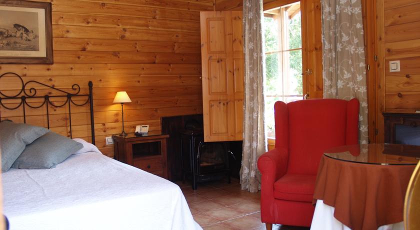 Imagen de la habitación del Hotel Rural Albamanjon. Foto 9