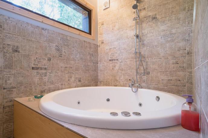 Imagen de los interiores del Hotel Rural Aldea Os Mui&ntilde;os. Foto 7
