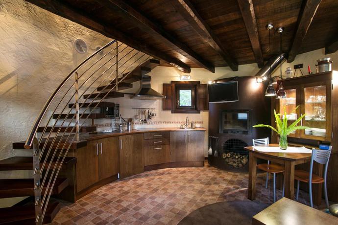 Imagen de los interiores del Hotel Rural Aldea Os Mui&ntilde;os. Foto 8