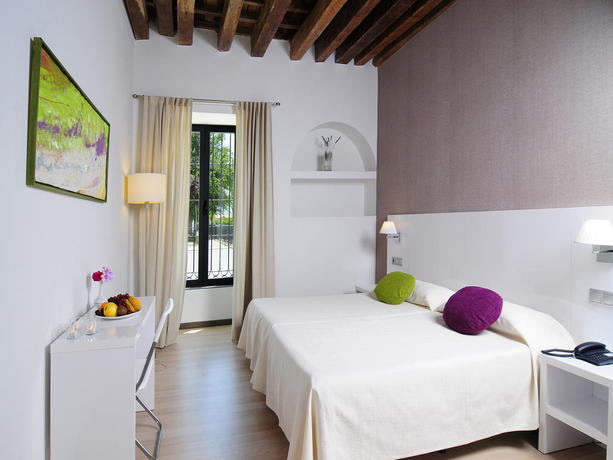 Imagen general del Hotel Rural Amalurra Granada. Foto 7