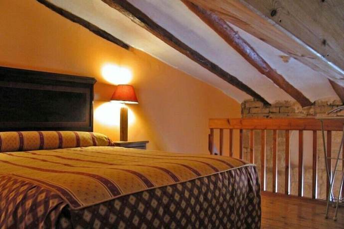 Imagen de la habitación del Hotel Rural Ana de Navarra. Foto 5