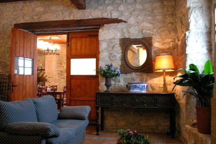 Imagen del bar/restaurante del Hotel Rural Ana de Navarra. Foto 2