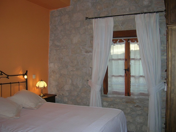 Imagen de la habitación del Hotel Rural Ana de Navarra. Foto 11