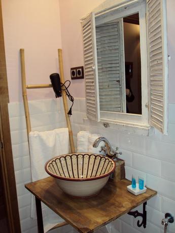 Imagen general del Hotel Rural Ana de las Tejas Azules. Foto 14