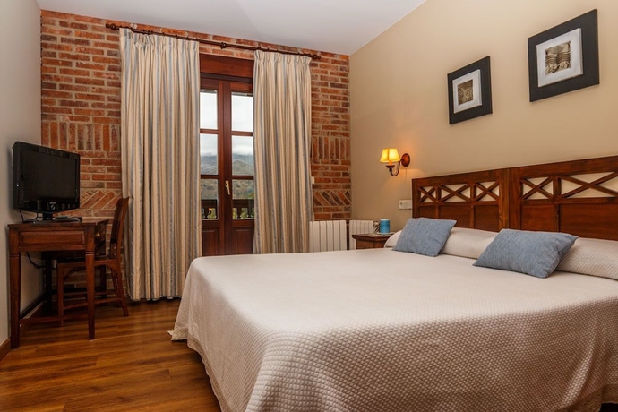 Imagen de la habitación del Hotel Rural Andrín. Foto 9