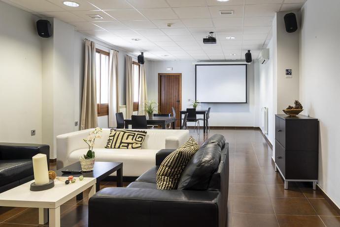 Imagen general del Hotel Rural Arroyo La Plata By Bossh s. Foto 13