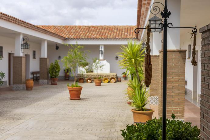 Imagen general del Hotel Rural Arroyo La Plata By Bossh s. Foto 18