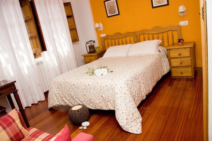 Imagen de la habitación del Hotel Rural Astur Regal. Foto 7