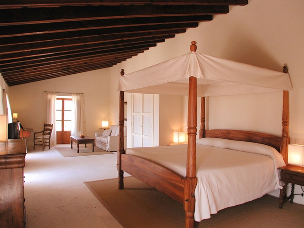 Imagen de la habitación del Hotel Rural Belle Son Mas Luxury Finca. Foto 5