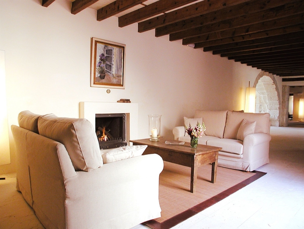 Imagen de los interiores del Hotel Rural Belle Son Mas Luxury Finca. Foto 15