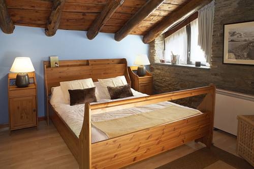 Imagen de la habitación del Hotel Rural Cal Bou Rural Resort. Foto 13