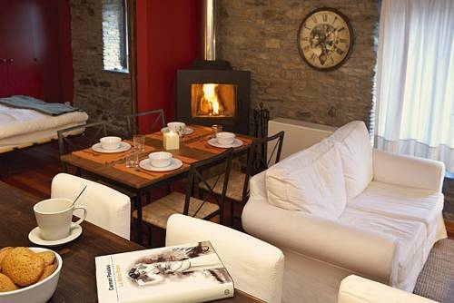 Imagen de la habitación del Hotel Rural Cal Bou Rural Resort. Foto 14