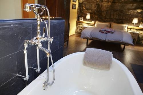 Imagen de la habitación del Hotel Rural Cal Bou Rural Resort. Foto 19