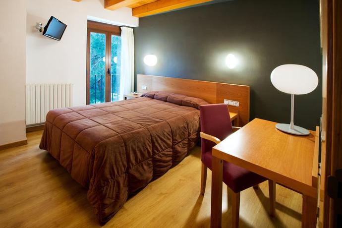 Imagen de la habitación del Hotel Rural Cal Miquel. Foto 5