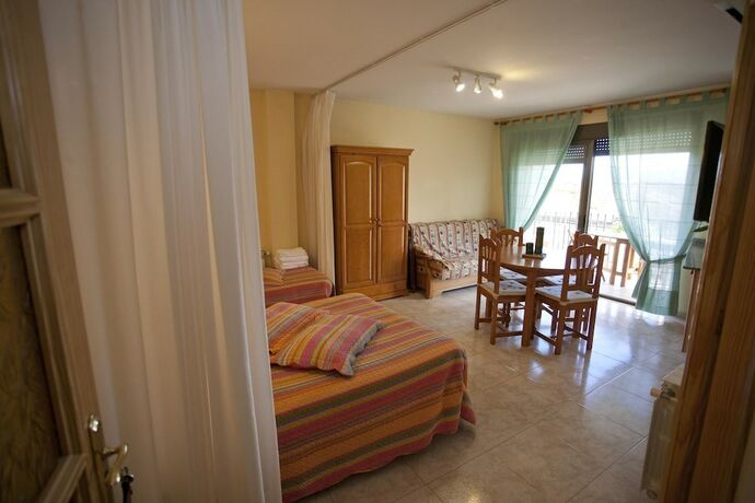 Imagen de la habitación del Hotel Rural Calaceite. Foto 14