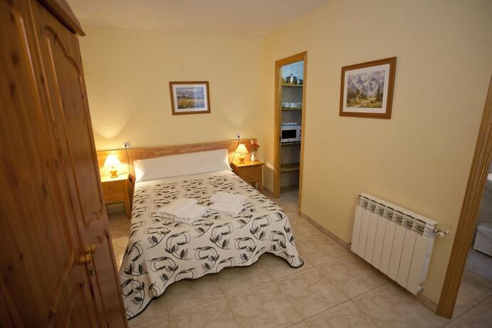 Imagen de la habitación del Hotel Rural Calaceite. Foto 16