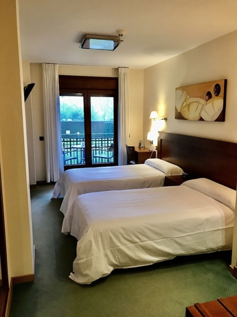 Imagen de la habitación del Hotel Rural Campaniola. Foto 10