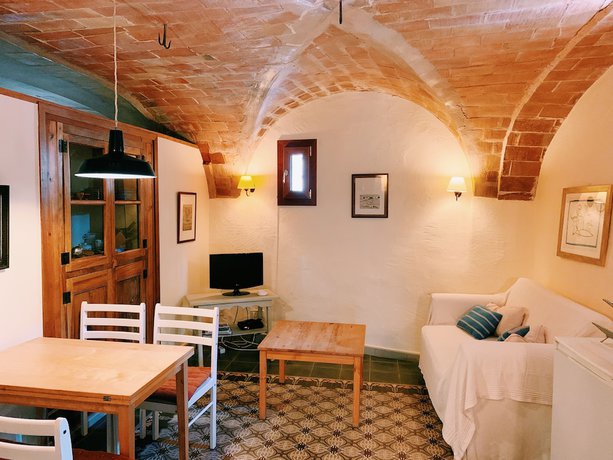 Imagen de la habitación del Hotel Rural Can Bayre. Foto 8