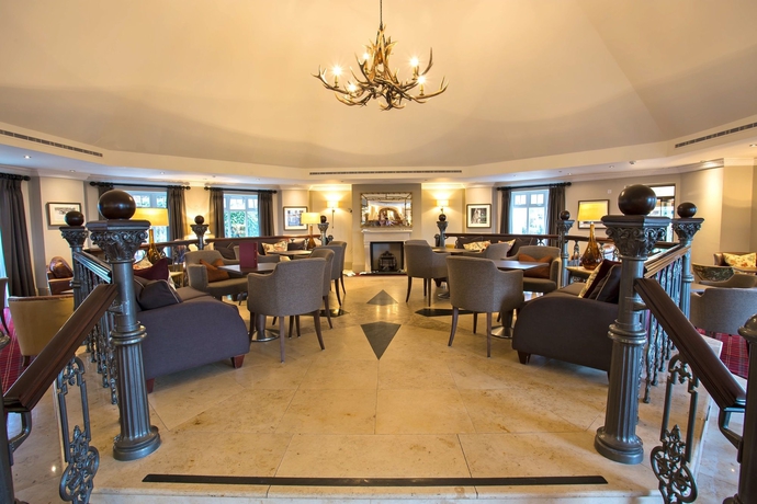 Imagen de los interiores del Hotel Rural Carden Park Golf Resort & Spa. Foto 8