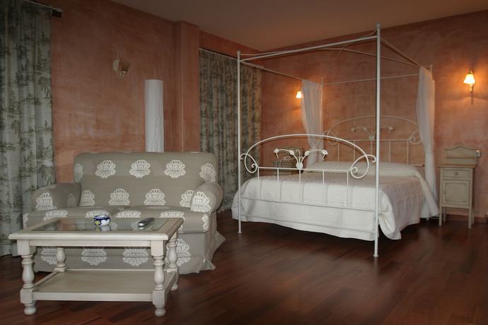 Imagen de la habitación del Hotel Rural Carlos I. Foto 2
