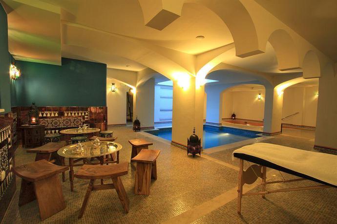 Imagen de la piscina del Hotel Rural Casa Baños De La Villa. Foto 13