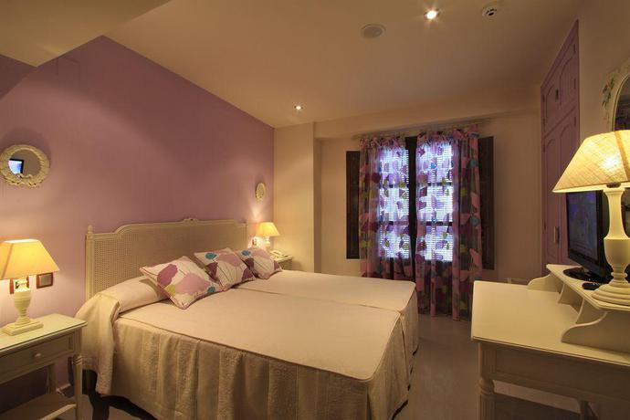 Imagen de la habitación del Hotel Rural Casa Baños De La Villa. Foto 6