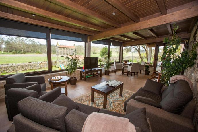 Imagen de los interiores del Hotel Rural Casa Casti&ntilde;eira. Foto 10