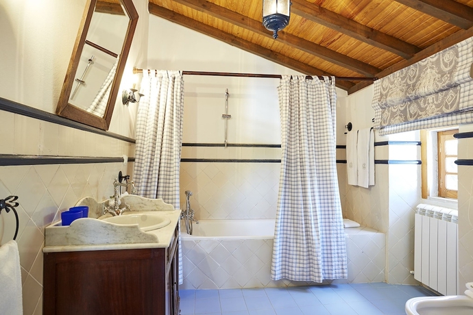 Imagen de la habitación del Hotel Rural Casa D'Óbidos. Foto 10