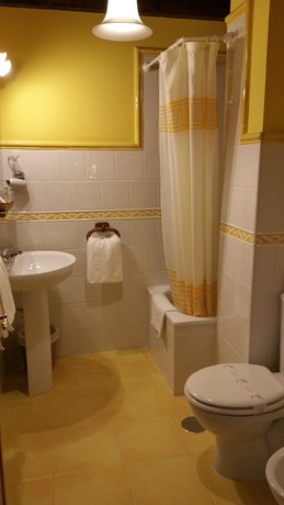 Imagen de la habitación del Hotel Rural Casa De Aldea El Frade. Foto 8