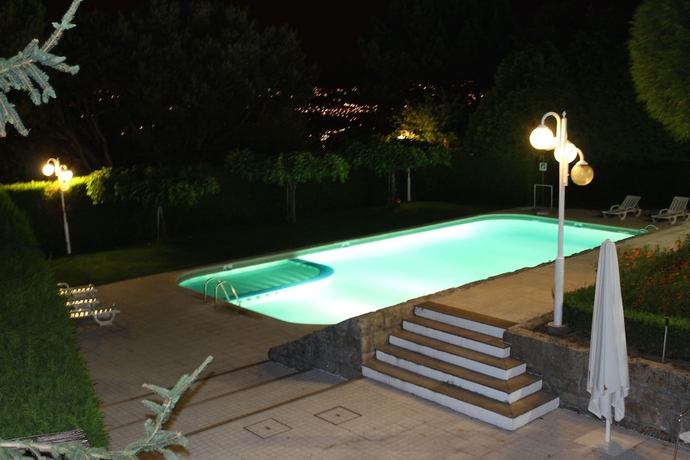 Imagen de la piscina del Hotel Rural Casa De S&atilde;o Pedro. Foto 18