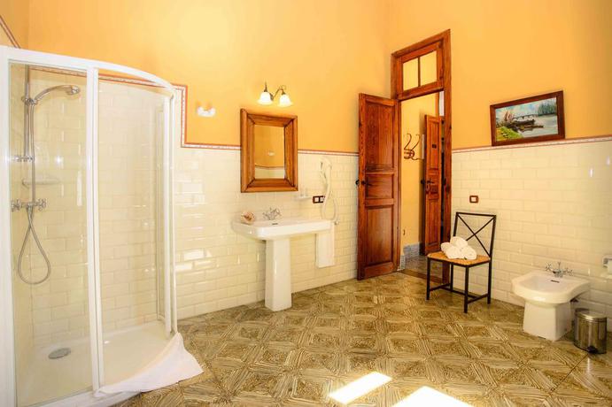 Imagen general del Hotel Rural Casa Lola Y Juan. Foto 2